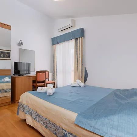 Of Uliana Apartmán Funtana