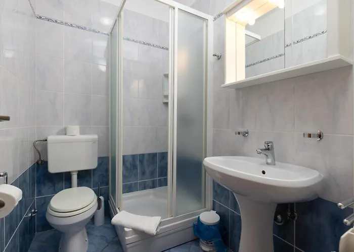 Of Uliana Apartamento Funtana