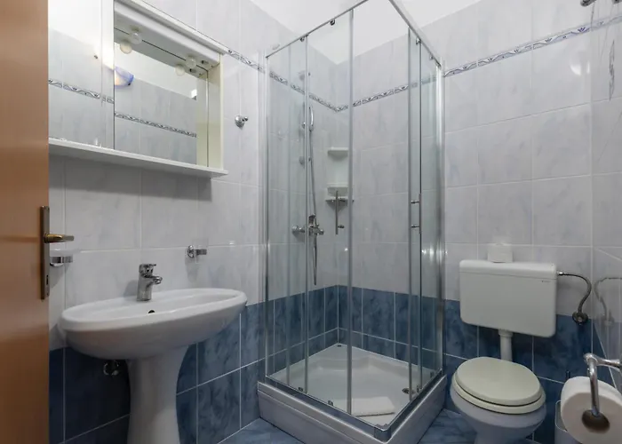 Of Uliana Apartamento Funtana