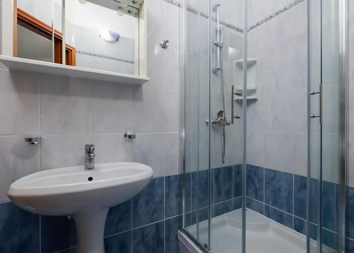 Of Uliana Apartamento Funtana